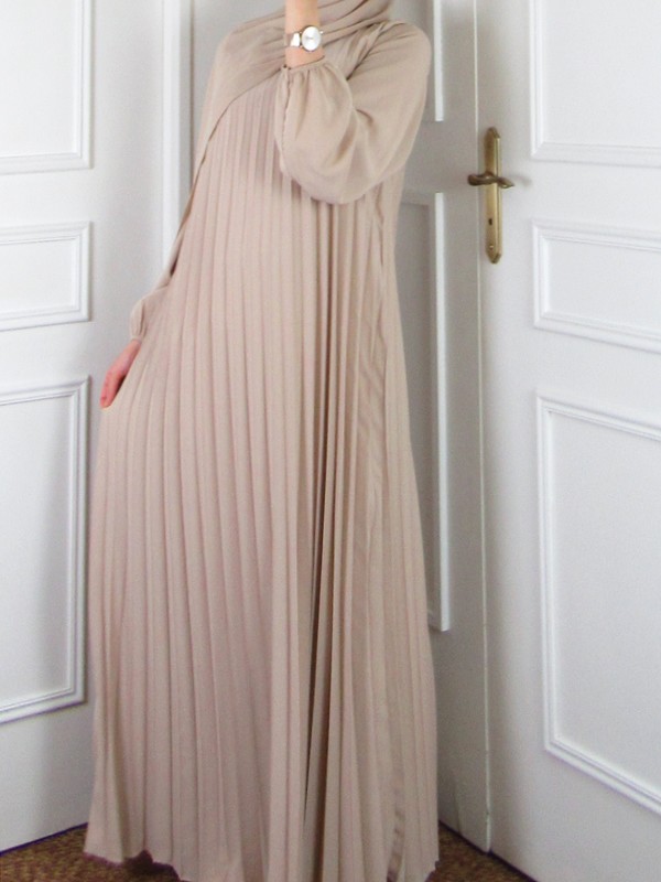 Robe online plissée beige